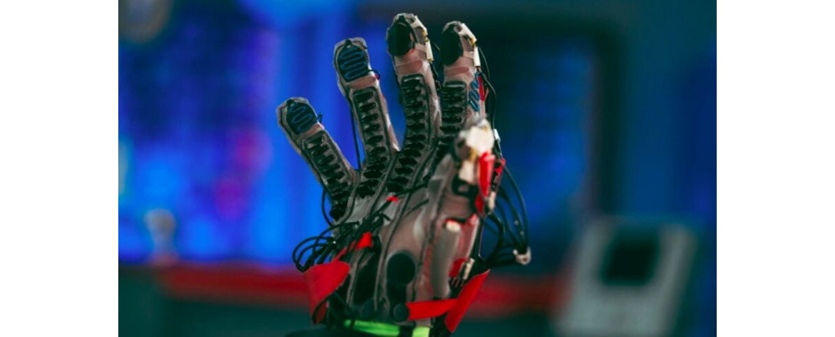 Почувствуйте Метавселенную: Меtа показывает перчатку данных