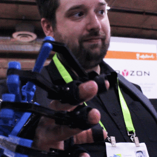 HAPTIC AND FORCE - новейшее устройство обратной связи от SENSEGLOVE