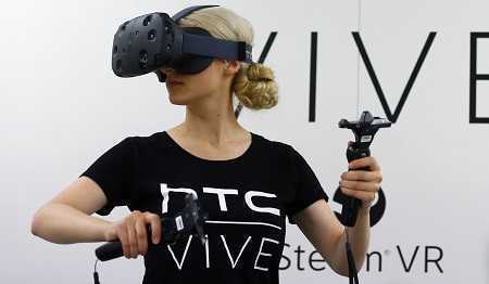 В скором времени в играх начнут активно задействовать камеру HTC Vive