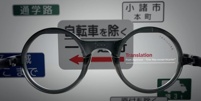 Перевод увиденного и услышанного с помощью Whisper