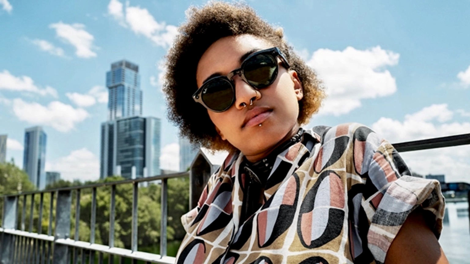 Прямые эфиры - очки Ray Ban | Meta