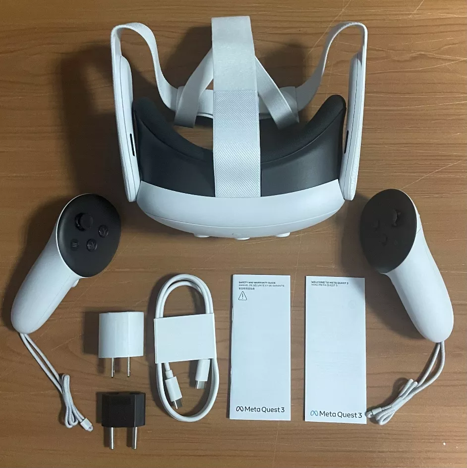 Комплект поставки Oculus Quest 3