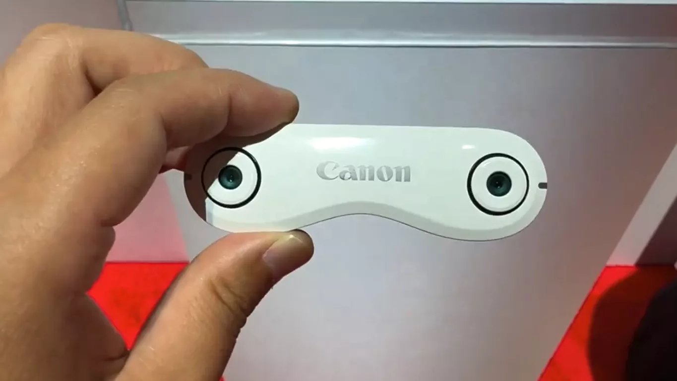 Новые очки Canon MREAL показались на CES до полноценного анонса