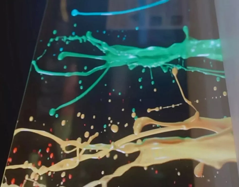 Samsung анонсировала первый в мире прозрачный microLED-дисплей