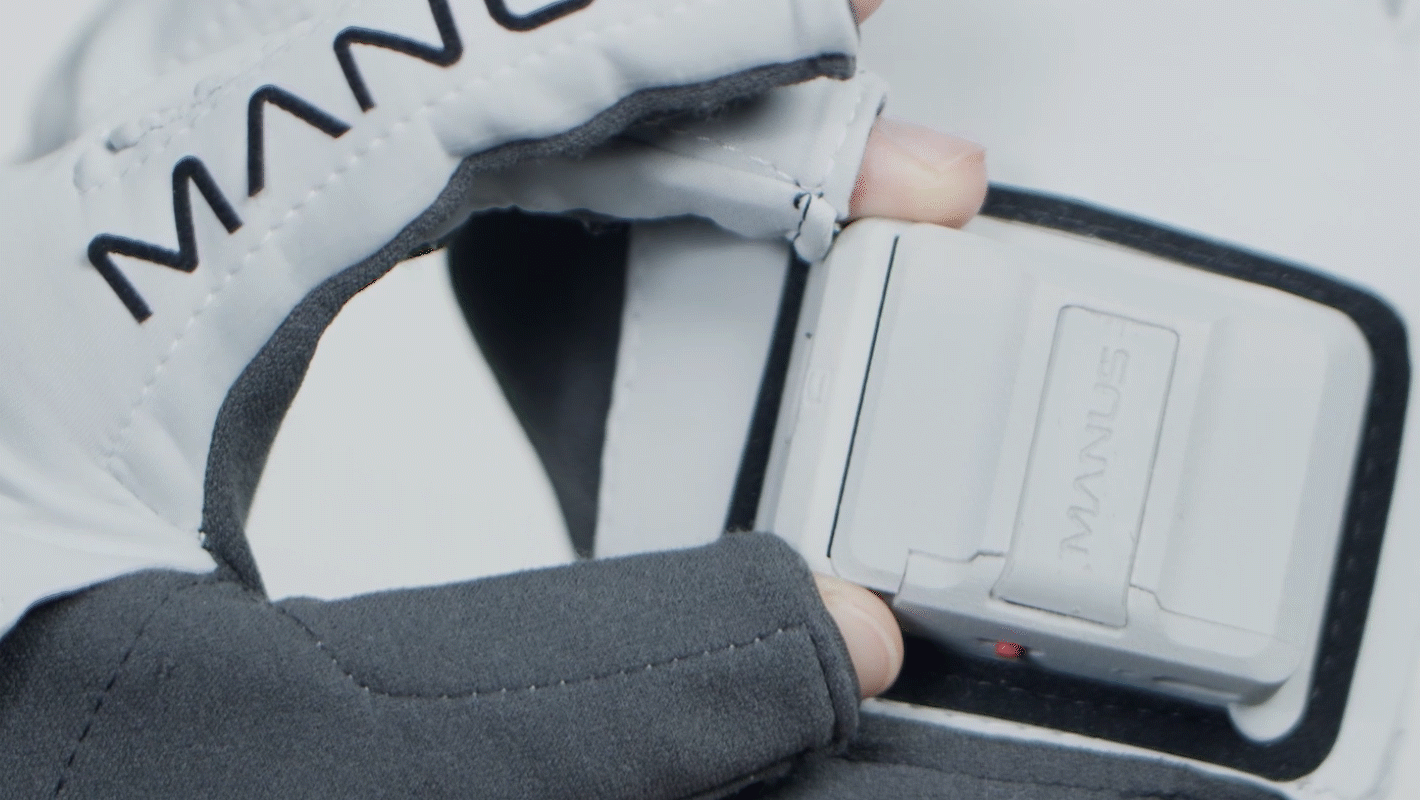 купить перчатки-контроллеры VR Manus Prime 2