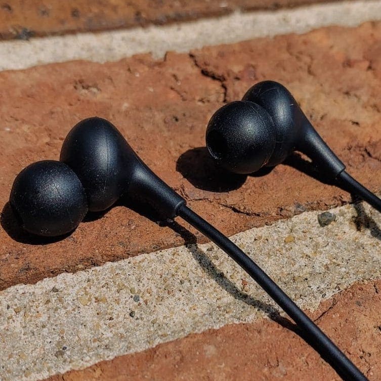 Наушники Oculus Quest Наушники Oculus Quest