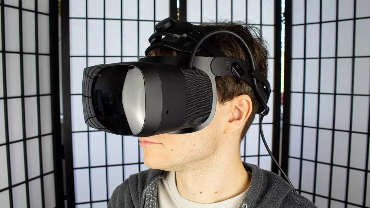 купить комплект Varjo Aero+контроллеры Valve Index+базовые станции Vive Pro 2