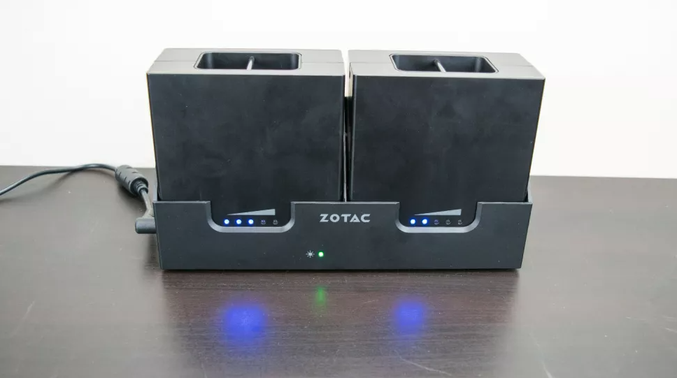 купить адаптер для аккумуляторов Zotac VR GO