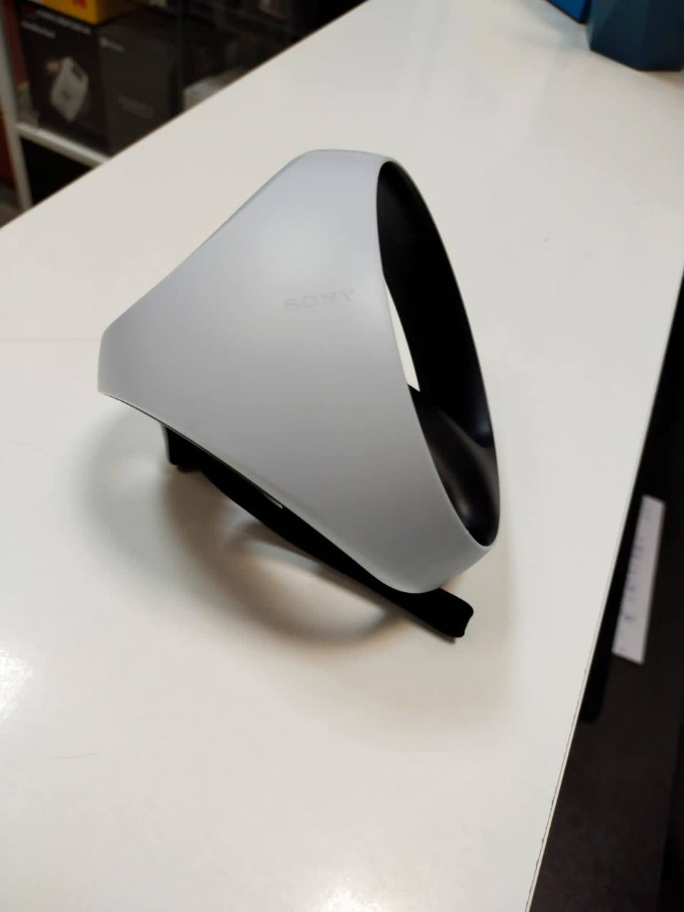 Контроллер PlayStation VR2 (левый) Контроллер PlayStation VR2 (левый)